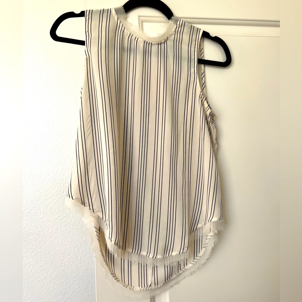 Who What Wear Top